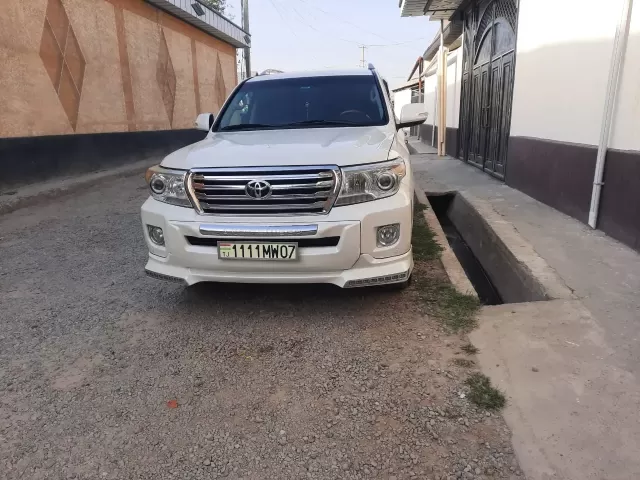 Toyota Land Cruiser, 2014 1, avtobaza.tj