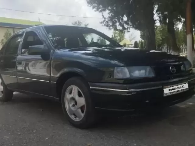 Opel Vectra A 1, avtobaza.tj