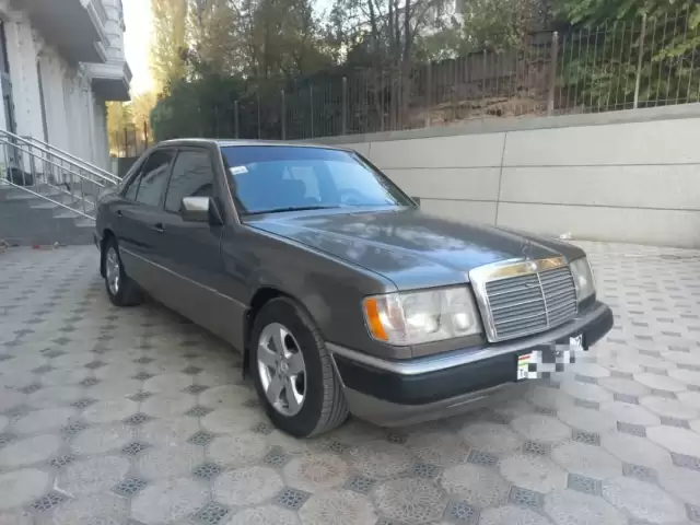 Mercedes-Benz W124, 1990 1, avtobaza.tj Mercedes-Benz W124, 1990 1, avtobaza.tj