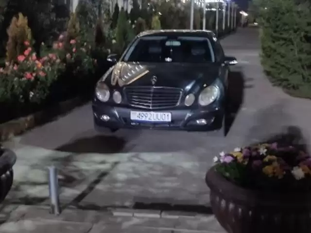 Mercedes-Benz E class, 2008 1, avtobaza.tj