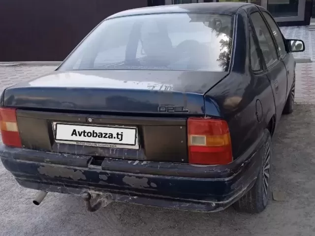 Opel Vectra A 1, avtobaza.tj