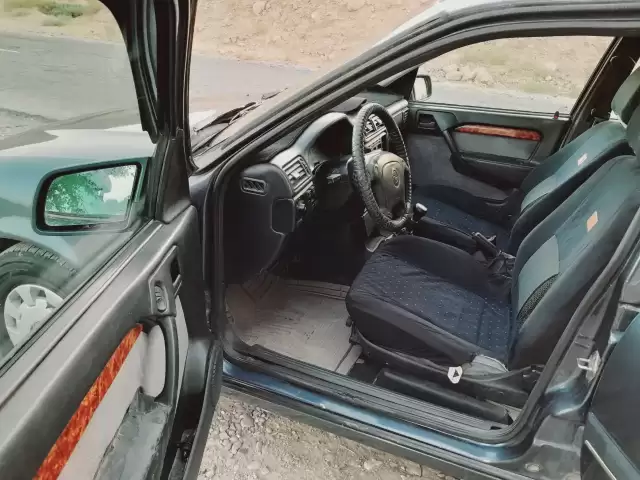 Opel Vectra A, 1996 1, avtobaza.tj
