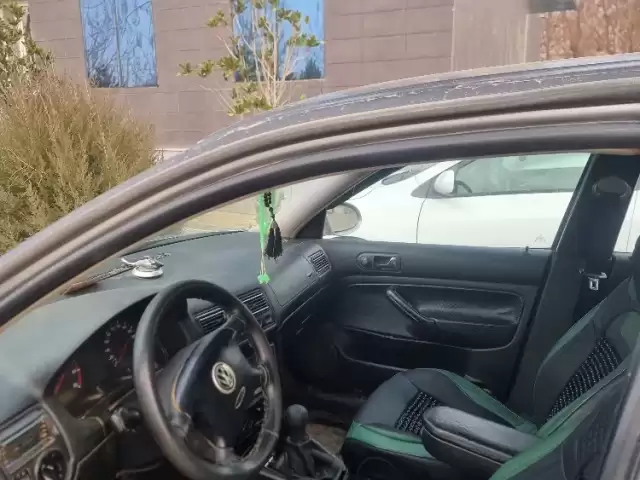 Volkswagen Golf, 2000 1, avtobaza.tj