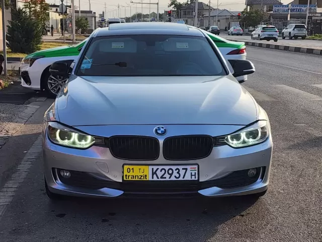 BMW 3 Series 320, 2014 1, avtobaza.tj
