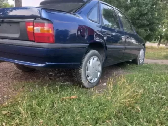Opel Vectra A, 1993 1, avtobaza.tj