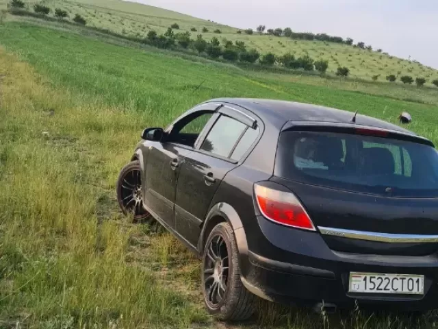 Opel Astra H, 2005 1, avtobaza.tj