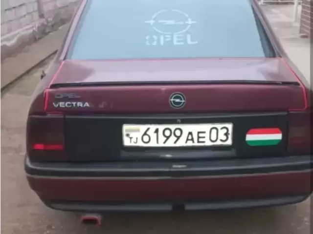 Opel Vectra A 1, avtobaza.tj