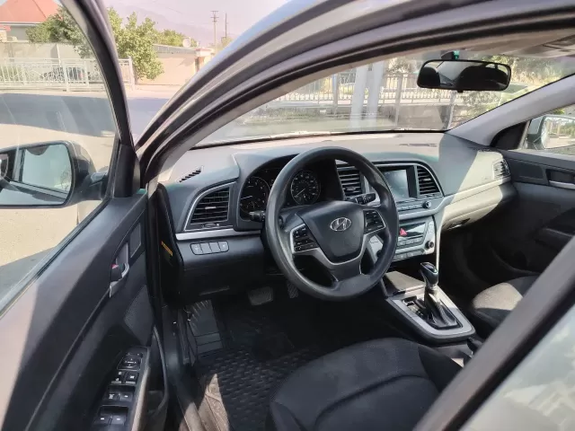 Hyundai Elantra, 2017 1, avtobaza.tj