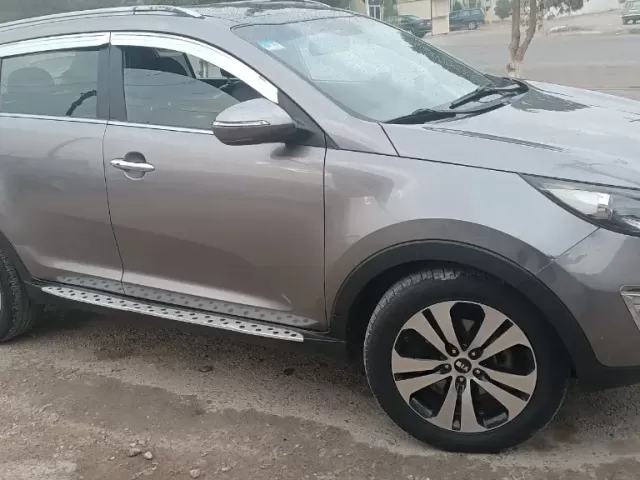 Kia Sportage, 2011 1, avtobaza.tj