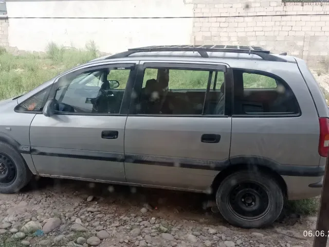 Opel Zafira 1, avtobaza.tj