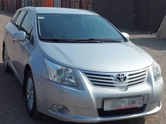 Toyota Avensis 1, avtobaza.tj