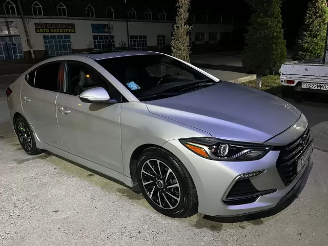 Hyundai Elantra, 2018 1, avtobaza.tj