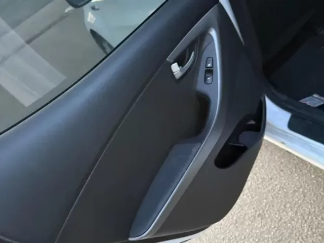 Hyundai Avante, 2014 1, avtobaza.tj
