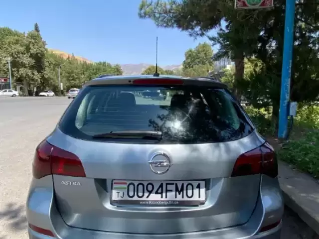 Opel Astra J, 2012 1, avtobaza.tj