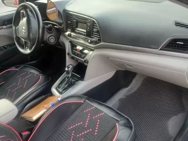 Hyundai Elantra, 2017 1, avtobaza.tj