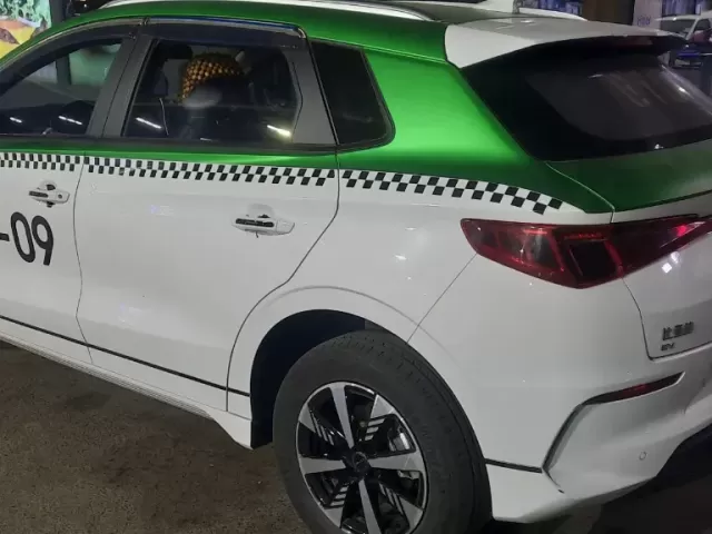 BYD E2, 2024 1, avtobaza.tj