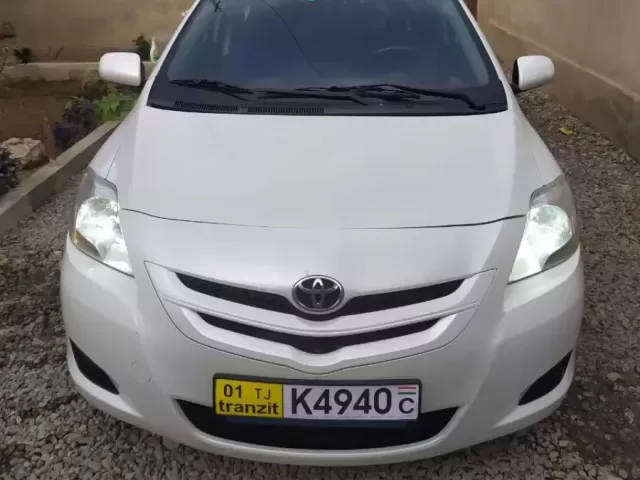 Toyota Belta 1, avtobaza.tj