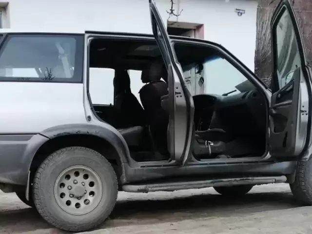 SsangYong Musso, 2001 1, avtobaza.tj