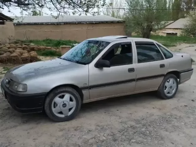 Opel Vectra A 1, avtobaza.tj