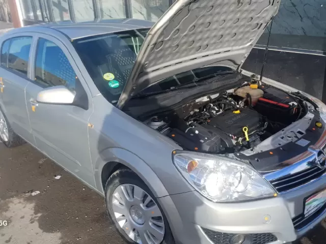 Opel Astra H, 2008 1, avtobaza.tj