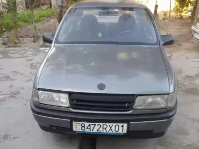Opel Vectra A, 1992 1, avtobaza.tj Opel Vectra A, 1992 1, avtobaza.tj
