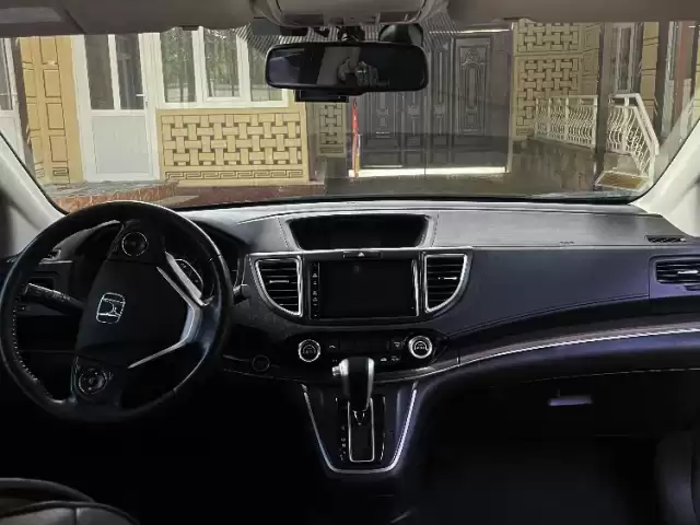 Honda CR-V, 2016 1, avtobaza.tj
