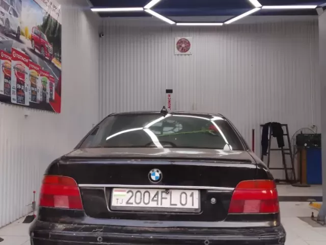 BMW 5 Series 518, 2000 1, avtobaza.tj