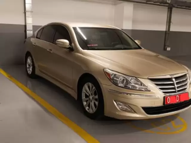 Hyundai Genesis, 2012 1, avtobaza.tj