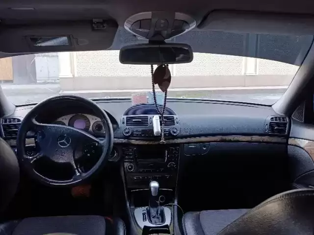 Mercedes-Benz E class, 2002 1, avtobaza.tj