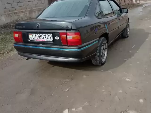 Opel Vectra A, 1995 1, avtobaza.tj Opel Vectra A, 1995 1, avtobaza.tj