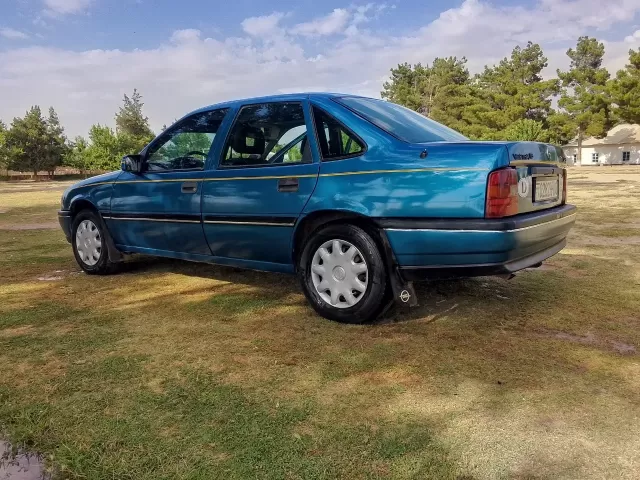 Opel Vectra A, 1992 1, avtobaza.tj