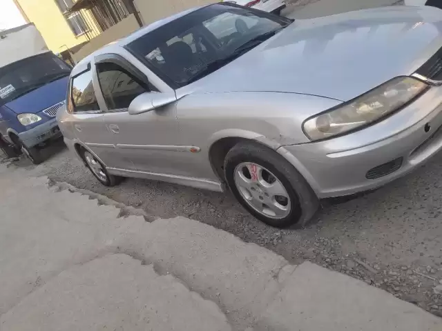 Opel Vectra B 1, avtobaza.tj