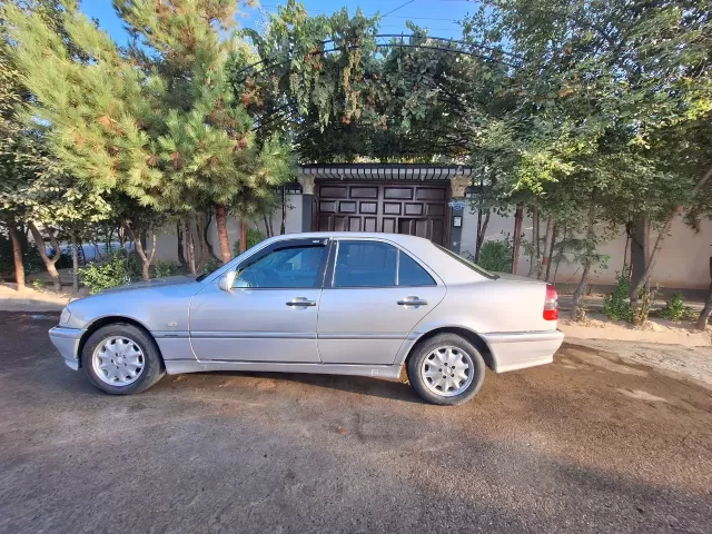 Mercedes-Benz C class 1, avtobaza.tj