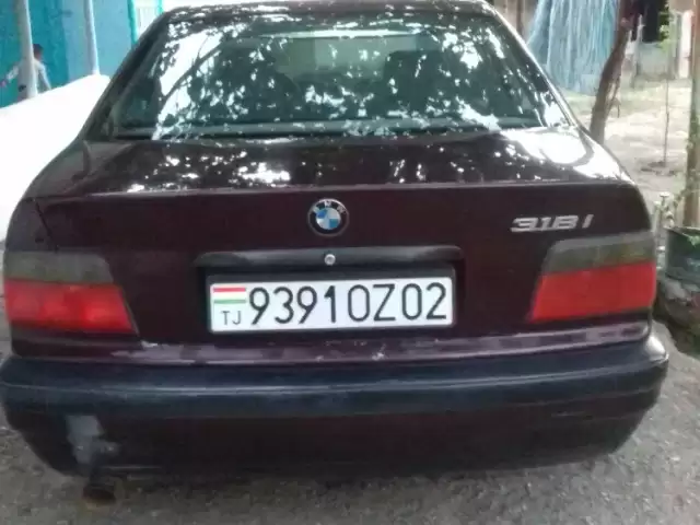 BMW 3 Series 318i, 1991 1, avtobaza.tj