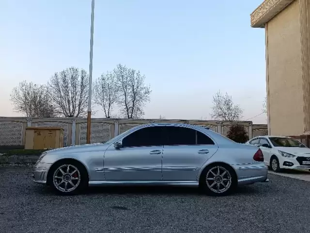 Mercedes-Benz E class, 2002 1, avtobaza.tj