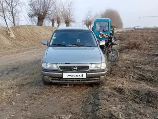 Opel Astra F 1, avtobaza.tj