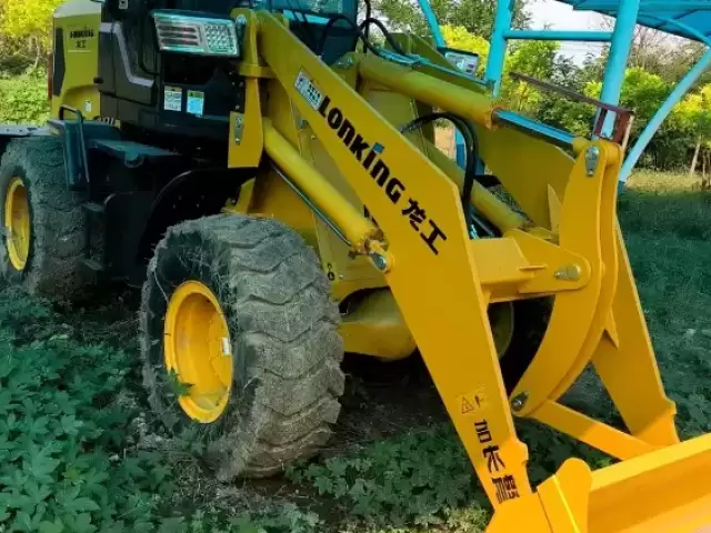 Погрузчик, 2024 1, avtobaza.tj