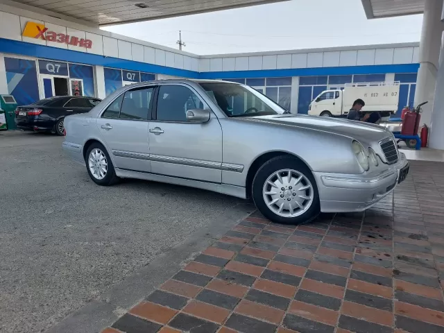 Mercedes-Benz E class 1, avtobaza.tj