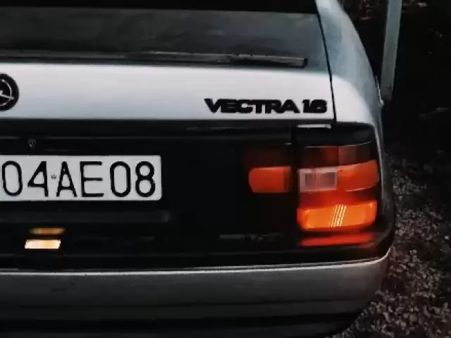Opel Vectra A, 1990 1, avtobaza.tj
