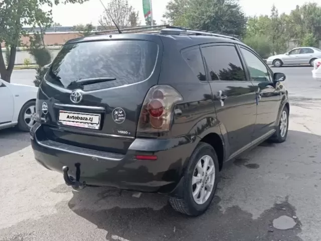 Toyota Verso 1, avtobaza.tj