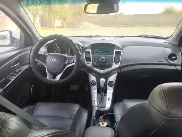 Chevrolet Cruze, 2009 1, avtobaza.tj