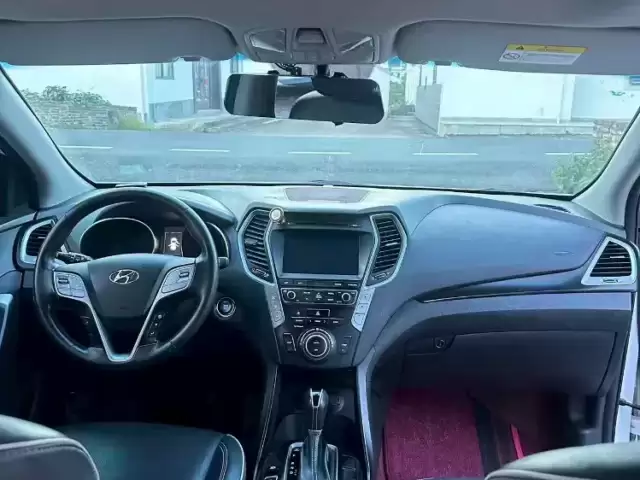 Hyundai Santa Fe, 2017 1, avtobaza.tj
