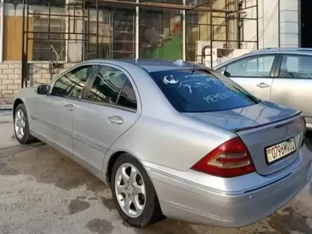 Mercedes-Benz C class, 2001 1, avtobaza.tj