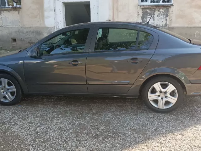 Opel Astra H 1, avtobaza.tj