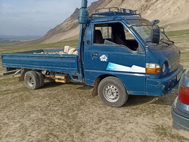 Hyundai Porter 1 1, avtobaza.tj