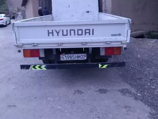 Грузовики Hyundai, 2007 1, avtobaza.tj Грузовики Hyundai, 2007 1, avtobaza.tj