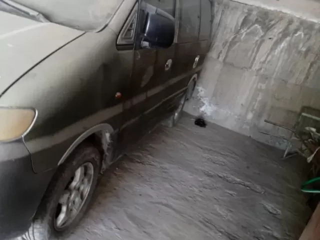 Hyundai Starex, 2000 1, avtobaza.tj