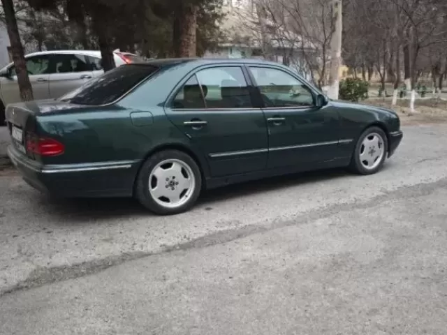 Mercedes-Benz E class, 2000 1, avtobaza.tj