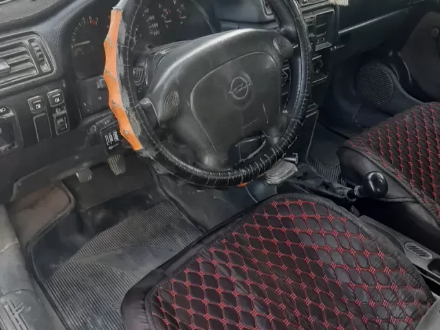 Opel Vectra A, 1995 1, avtobaza.tj