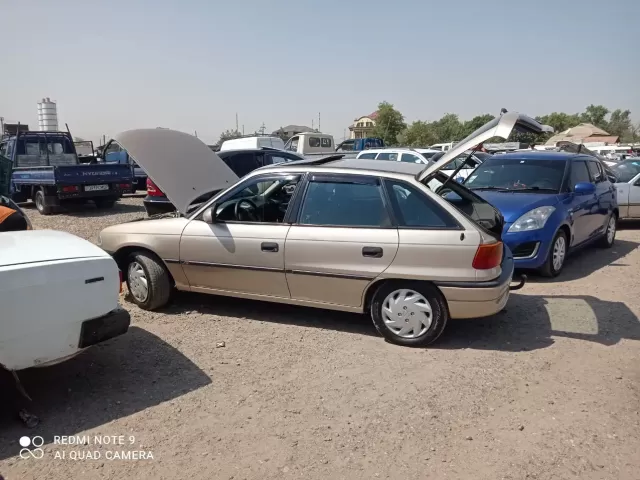 Opel Astra F 1, avtobaza.tj